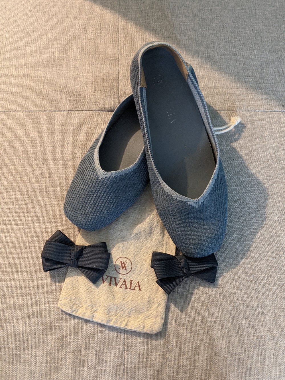 Machine Washable Vivaia Women's Navy Knit Ballet Flats with Removable Bows & Ins